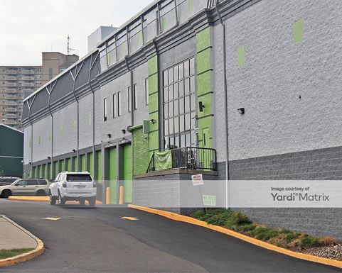 Source URL: https://cdnsc.rentcafe.com/dmslivecafe/3/1072598/1072598-1-2.jpg?width=-1&height=385&quality=80