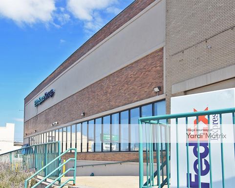 Source URL: https://cdnsc.rentcafe.com/dmslivecafe/3/1072602/1072602-1-3.jpg?width=-1&height=385&quality=80