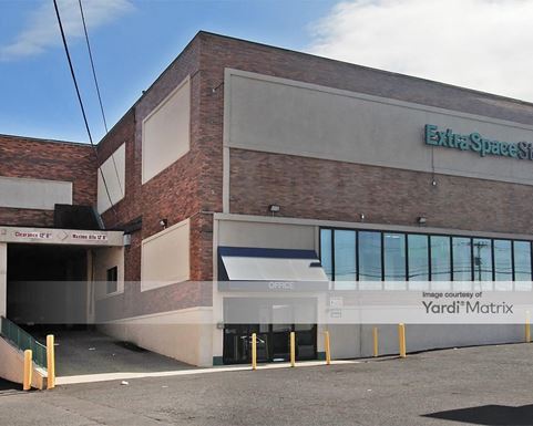 Source URL: https://cdnsc.rentcafe.com/dmslivecafe/3/1072602/1072602-1-5.jpg?width=-1&height=385&quality=80