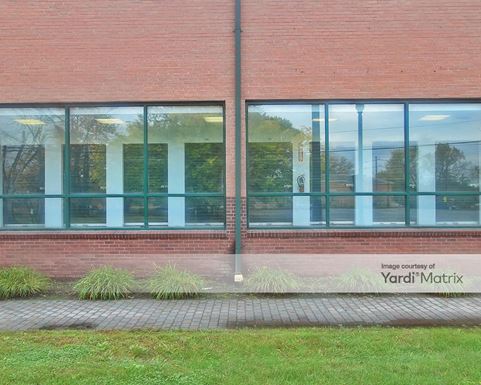 Source URL: https://cdnsc.rentcafe.com/dmslivecafe/3/1072603/1072603-1-5.jpg?width=-1&height=385&quality=80