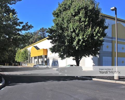 Source URL: https://cdnsc.rentcafe.com/dmslivecafe/3/1072607/1072607-1-4.jpg?width=-1&height=385&quality=80