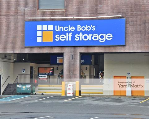 Source URL: https://cdnsc.rentcafe.com/dmslivecafe/3/1072611/1072611-1-5.jpg?width=-1&height=385&quality=80