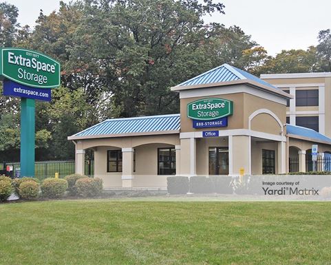 Source URL: https://cdnsc.rentcafe.com/dmslivecafe/3/1072612/1072612-1-3.jpg?width=-1&height=385&quality=80