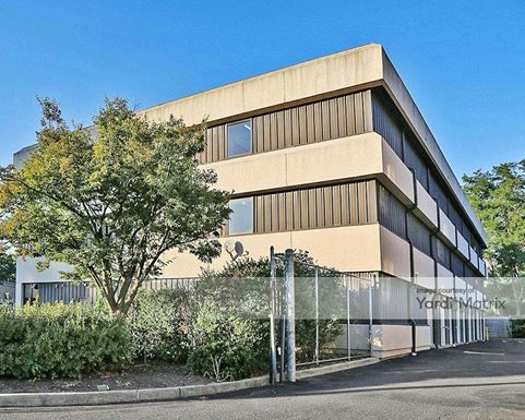 Source URL: https://cdnsc.rentcafe.com/dmslivecafe/3/1072614/1072614-1-5.jpg?width=-1&height=385&quality=80