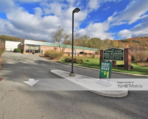 Source URL: https://cdnsc.rentcafe.com/dmslivecafe/3/1072615/1072615-1-2.jpg?width=-1&height=385&quality=80