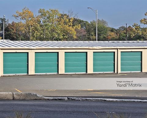 Source URL: https://cdnsc.rentcafe.com/dmslivecafe/3/1072618/1072618-1-4.jpg?width=-1&height=385&quality=80