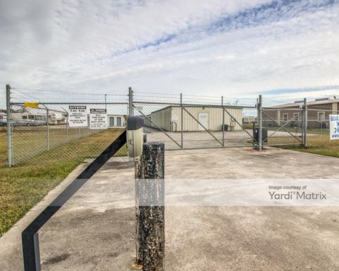 Source URL: https://cdnsc.rentcafe.com/dmslivecafe/3/1072651/1072651-1-5.jpg?width=-1&height=385&quality=80