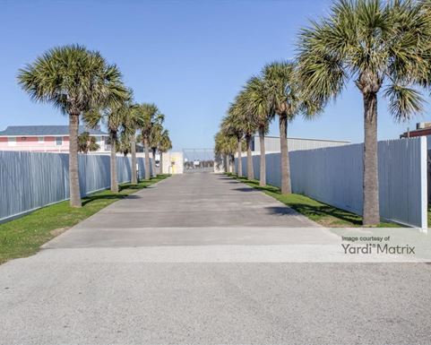 Source URL: https://cdnsc.rentcafe.com/dmslivecafe/3/1072652/1072652-1-2.jpg?width=-1&height=385&quality=80