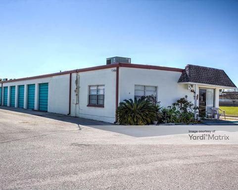 Source URL: https://cdnsc.rentcafe.com/dmslivecafe/3/1072653/1072653-1-2.jpg?width=-1&height=385&quality=80