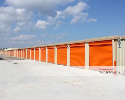 Source URL: https://cdnsc.rentcafe.com/dmslivecafe/3/1072657/1072657-1-2.jpg?width=-1&height=385&quality=80