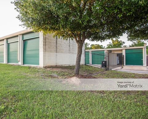 Source URL: https://cdnsc.rentcafe.com/dmslivecafe/3/1072670/1072670-1-4.jpg?width=-1&height=385&quality=80