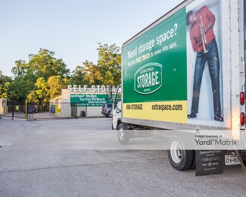 Source URL: https://cdnsc.rentcafe.com/dmslivecafe/3/1072670/1072670-1-5.jpg?width=-1&height=385&quality=80