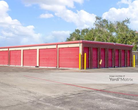 Source URL: https://cdnsc.rentcafe.com/dmslivecafe/3/1072671/1072671-1-4.jpg?width=-1&height=385&quality=80