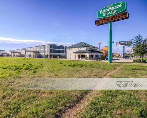 Source URL: https://cdnsc.rentcafe.com/dmslivecafe/3/1072672/1072672-1-2.jpg?width=-1&height=385&quality=80