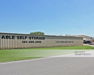 Storage Units for Rent available at 17215 Pearland Sites Road, Pearland, TX 77584