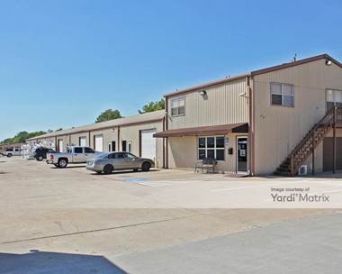 Storage Units for Rent available at 1416 North Main Street, Pearland, TX 77581