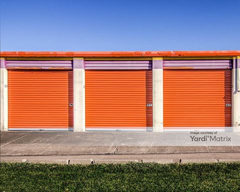 Source URL: https://cdnsc.rentcafe.com/dmslivecafe/3/1072691/1072691-1-2.jpg?width=-1&height=385&quality=80