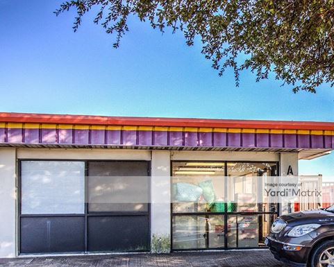 Source URL: https://cdnsc.rentcafe.com/dmslivecafe/3/1072691/1072691-1-5.jpg?width=-1&height=385&quality=80