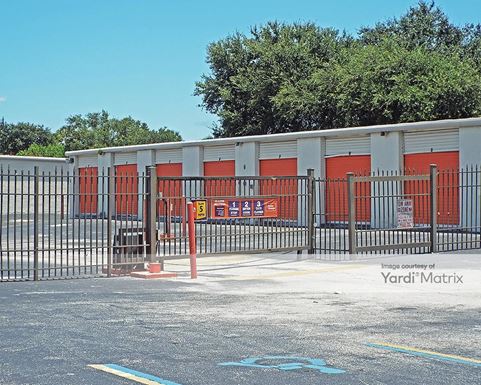 Source URL: https://cdnsc.rentcafe.com/dmslivecafe/3/1072698/1072698-1-4.jpg?width=-1&height=385&quality=80