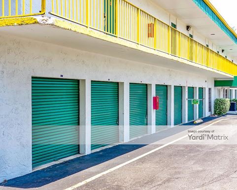 Source URL: https://cdnsc.rentcafe.com/dmslivecafe/3/1072701/1072701-1-6.jpg?width=-1&height=385&quality=80