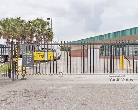 Source URL: https://cdnsc.rentcafe.com/dmslivecafe/3/1072705/1072705-1-2.jpg?width=-1&height=385&quality=80