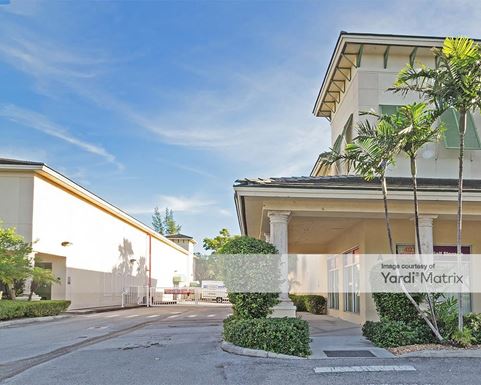 Source URL: https://cdnsc.rentcafe.com/dmslivecafe/3/1072718/1072718-1-4.jpg?width=-1&height=385&quality=80