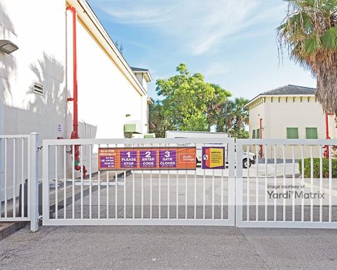 Source URL: https://cdnsc.rentcafe.com/dmslivecafe/3/1072718/1072718-1-5.jpg?width=-1&height=385&quality=80