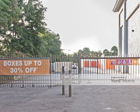 Source URL: https://cdnsc.rentcafe.com/dmslivecafe/3/1072719/1072719-1-4.jpg?width=-1&height=385&quality=80