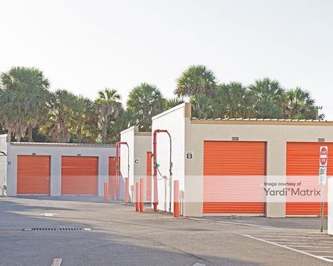 Source URL: https://cdnsc.rentcafe.com/dmslivecafe/3/1072719/1072719-1-5.jpg?width=-1&height=385&quality=80