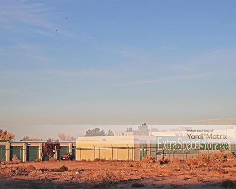 Source URL: https://cdnsc.rentcafe.com/dmslivecafe/3/1072739/1072739-1-4.jpg?width=-1&height=385&quality=80