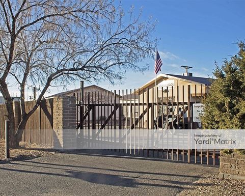 Source URL: https://cdnsc.rentcafe.com/dmslivecafe/3/1072748/1072748-1-4.jpg?width=-1&height=385&quality=80