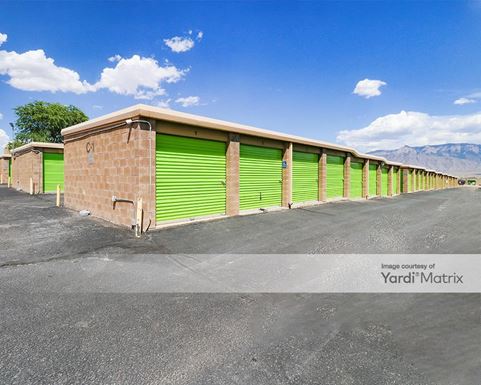 Source URL: https://cdnsc.rentcafe.com/dmslivecafe/3/1072755/1072755-1-2.jpg?width=-1&height=385&quality=80