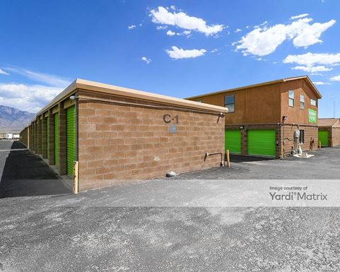 Source URL: https://cdnsc.rentcafe.com/dmslivecafe/3/1072755/1072755-1-5.jpg?width=-1&height=385&quality=80