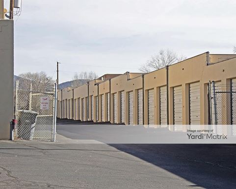 Source URL: https://cdnsc.rentcafe.com/dmslivecafe/3/1072770/1072770-1-4.jpg?width=-1&height=385&quality=80