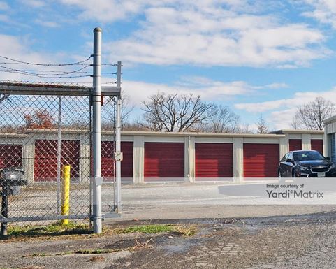 Source URL: https://cdnsc.rentcafe.com/dmslivecafe/3/1072778/1072778-1-5.jpg?width=-1&height=385&quality=80