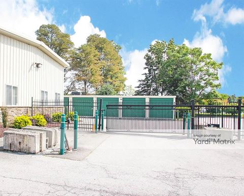 Source URL: https://cdnsc.rentcafe.com/dmslivecafe/3/1072782/1072782-1-5.jpg?width=-1&height=385&quality=80