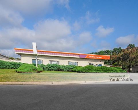 Source URL: https://cdnsc.rentcafe.com/dmslivecafe/3/1072786/1072786-1-2.jpg?width=-1&height=385&quality=80