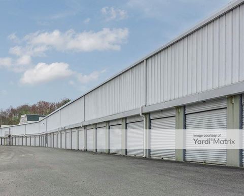 Source URL: https://cdnsc.rentcafe.com/dmslivecafe/3/1072792/1072792-1-3.jpg?width=-1&height=385&quality=80