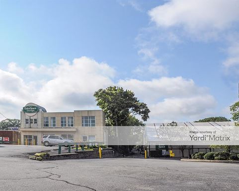 Source URL: https://cdnsc.rentcafe.com/dmslivecafe/3/1072796/1072796-1-4.jpg?width=-1&height=385&quality=80