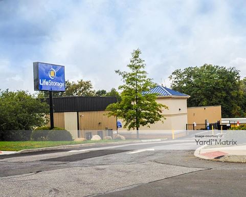 Source URL: https://cdnsc.rentcafe.com/dmslivecafe/3/1072816/1072816-1-3.jpg?width=-1&height=385&quality=80