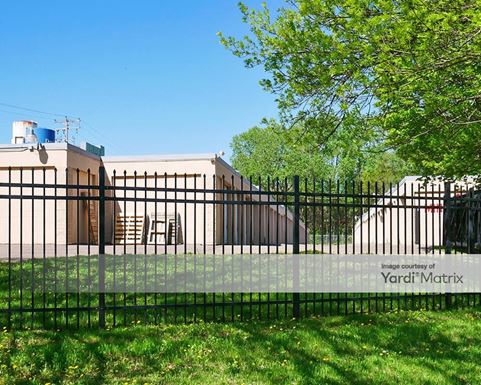 Source URL: https://cdnsc.rentcafe.com/dmslivecafe/3/1072838/1072838-1-3.jpg?width=-1&height=385&quality=80