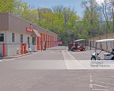 Storage Units for Rent available at 3200 France Avenue South, St Louis Park, MN 55416