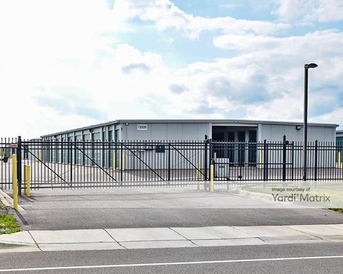 Source URL: https://cdnsc.rentcafe.com/dmslivecafe/3/1072890/1072890-1-5.jpg?width=-1&height=385&quality=80