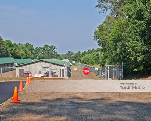 Source URL: https://cdnsc.rentcafe.com/dmslivecafe/3/1072898/1072898-1-4.jpg?width=-1&height=385&quality=80