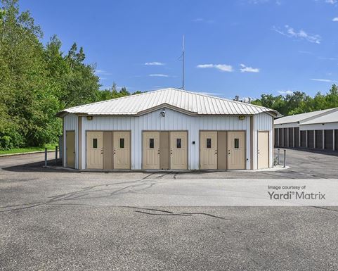 Source URL: https://cdnsc.rentcafe.com/dmslivecafe/3/1072913/1072913-1-4.jpg?width=-1&height=385&quality=80