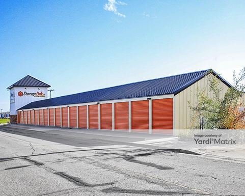 Source URL: https://cdnsc.rentcafe.com/dmslivecafe/3/1072923/1072923-1-2.jpg?width=-1&height=385&quality=80