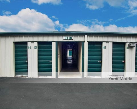 Source URL: https://cdnsc.rentcafe.com/dmslivecafe/3/1072930/1072930-1-5.jpg?width=-1&height=385&quality=80