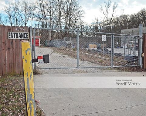 Source URL: https://cdnsc.rentcafe.com/dmslivecafe/3/1072944/1072944-1-2.jpg?width=-1&height=385&quality=80