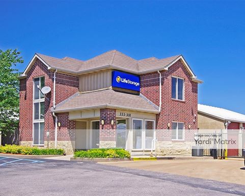 Source URL: https://cdnsc.rentcafe.com/dmslivecafe/3/1072954/1072954-1-2.jpg?width=-1&height=385&quality=80