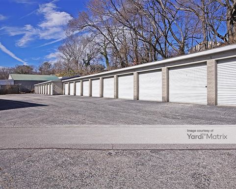 Source URL: https://cdnsc.rentcafe.com/dmslivecafe/3/1072958/1072958-1-4.jpg?width=-1&height=385&quality=80